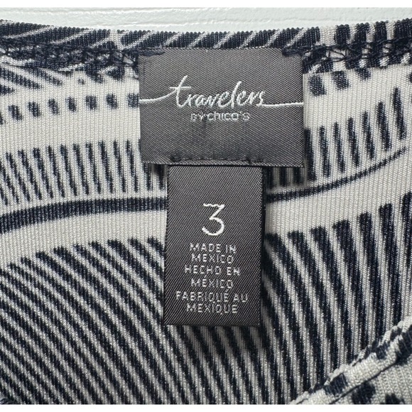 Chicos Travelers Black White Geometric Abstract Sleeveless Top Size 3 XL Slinky - Picture 5 of 9